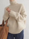 Maura | Relaxed Roll-Neck Sweater