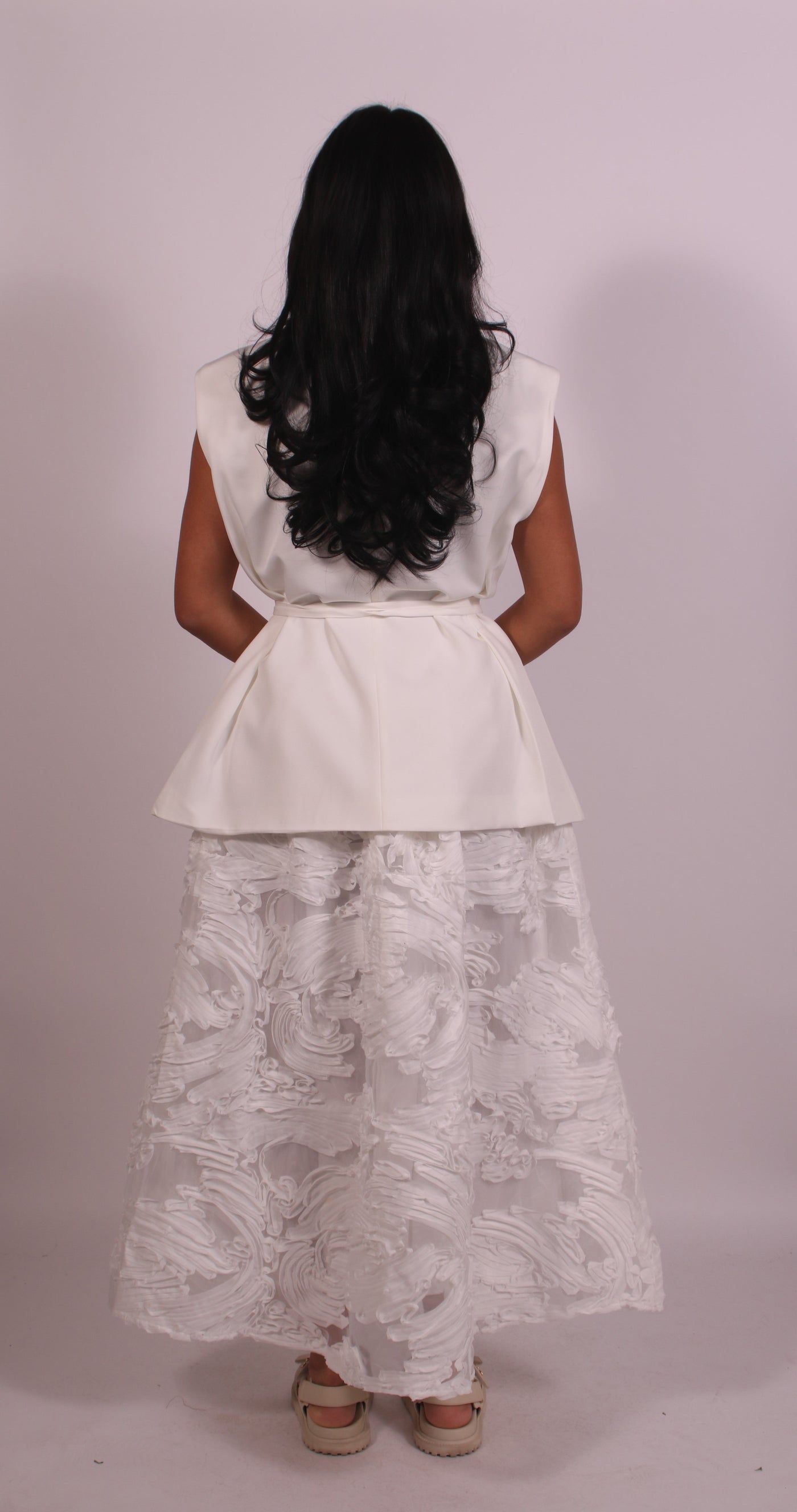 Linnest ™ | Lucy Gilet White