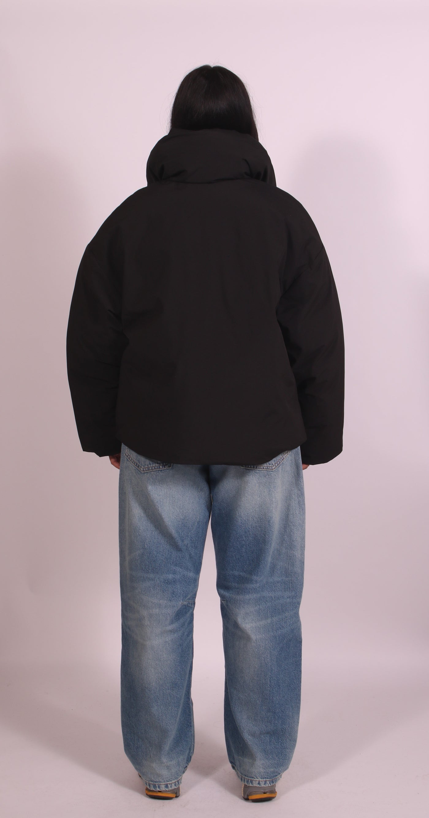 Linnest ™ | Huda Puffer Black